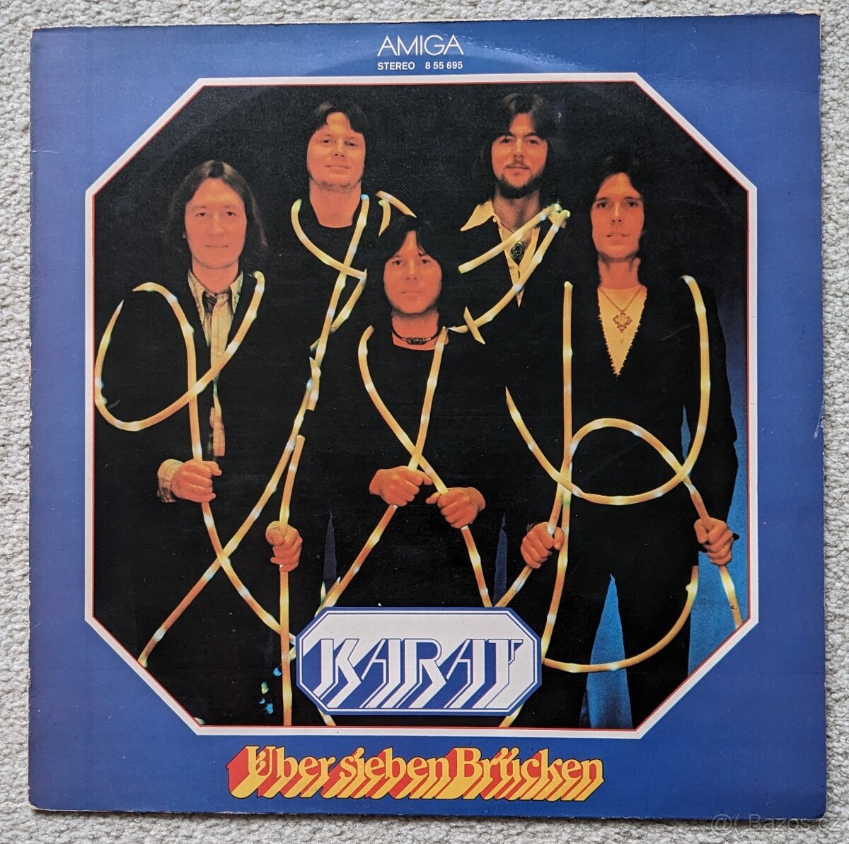 LP KARAT