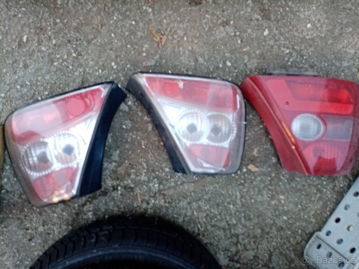 Civic VII díly