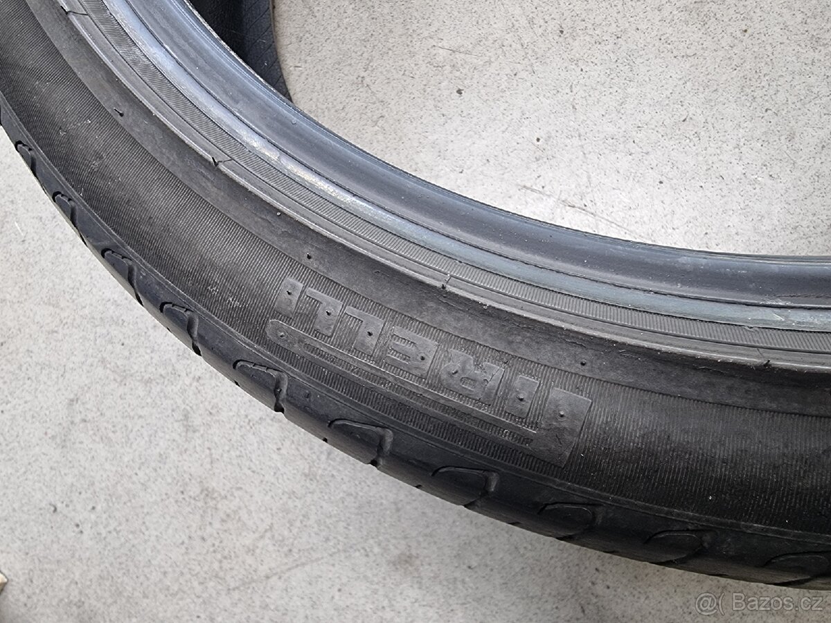 Pneu Pirelli 235/40r19