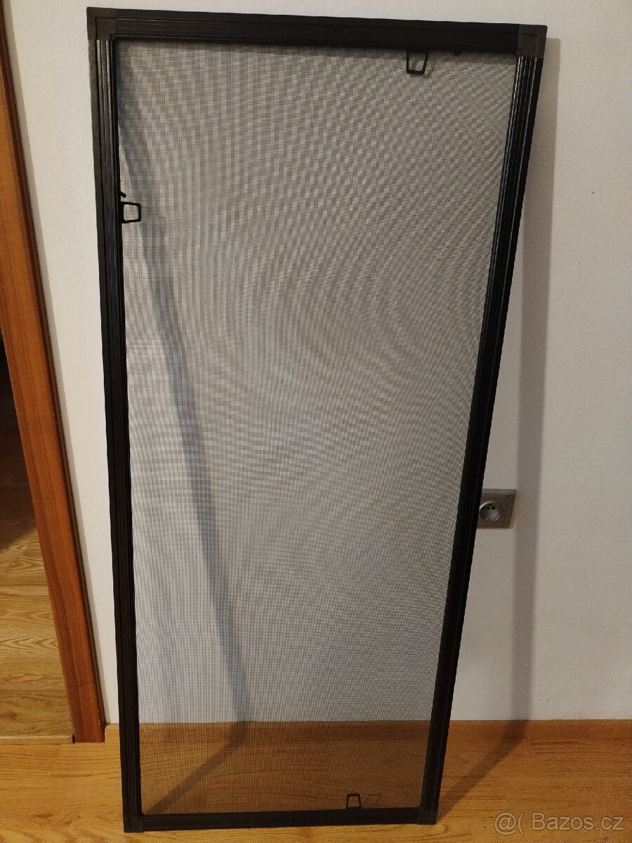 Sítě do oken