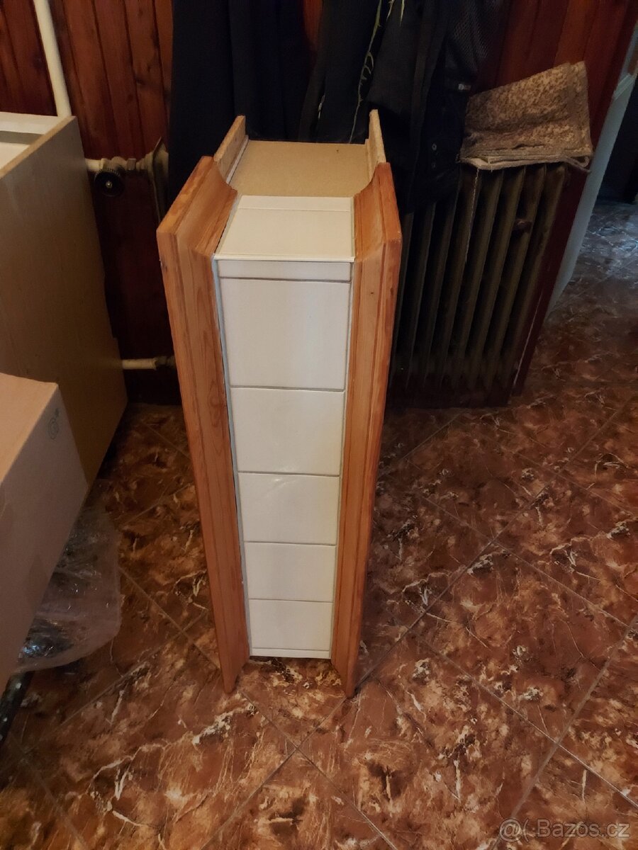 Rustikální komínová digestoř