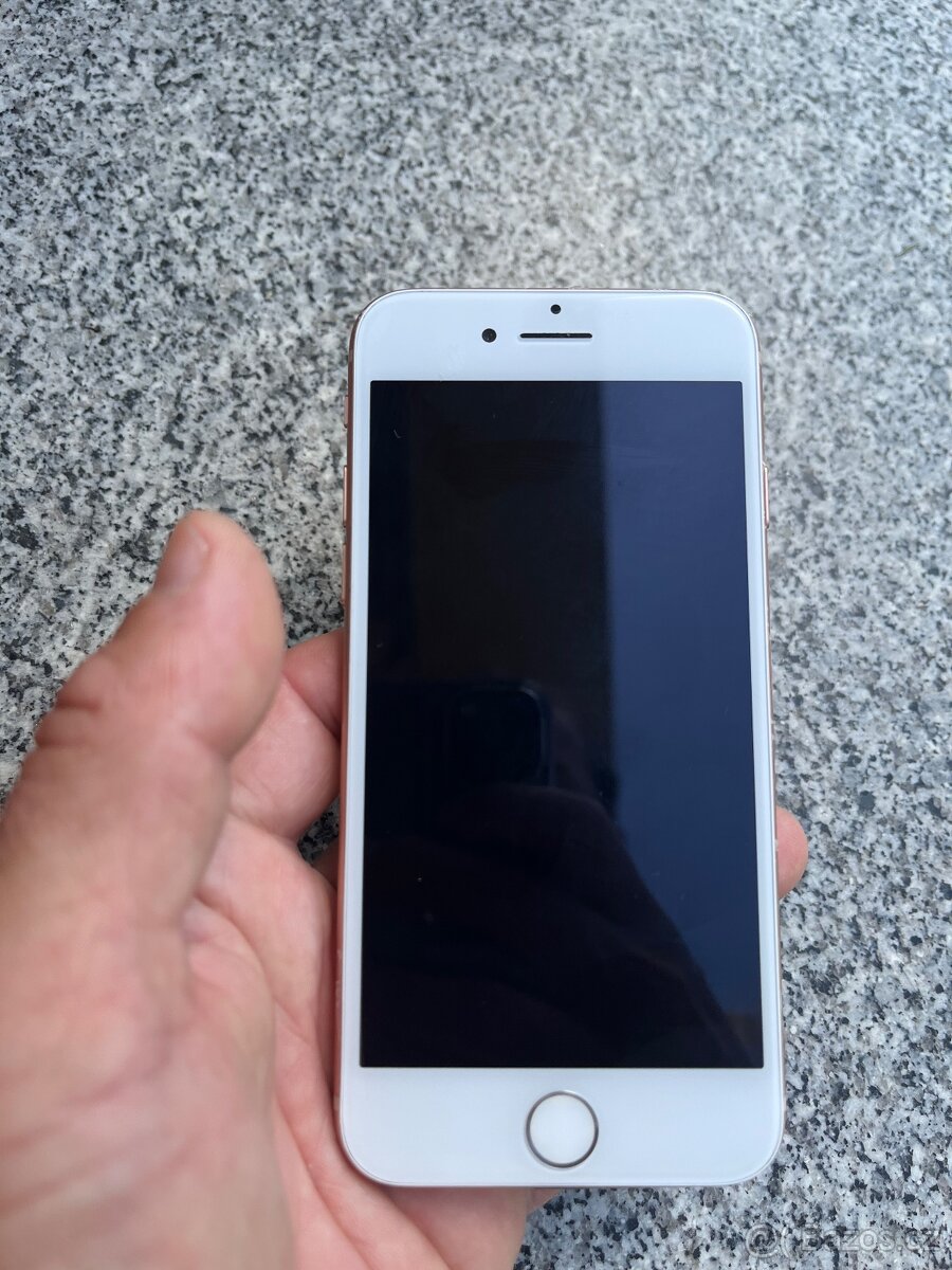 iPhone 8 64 GB, gold