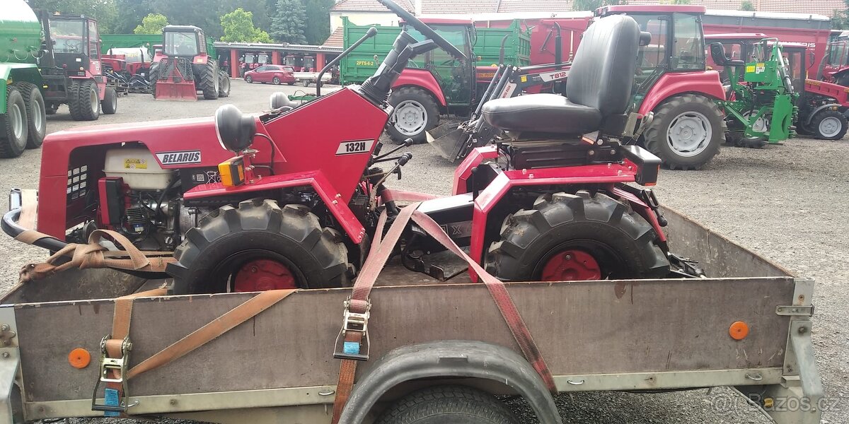 Mini-traktor -BELARUS 132H