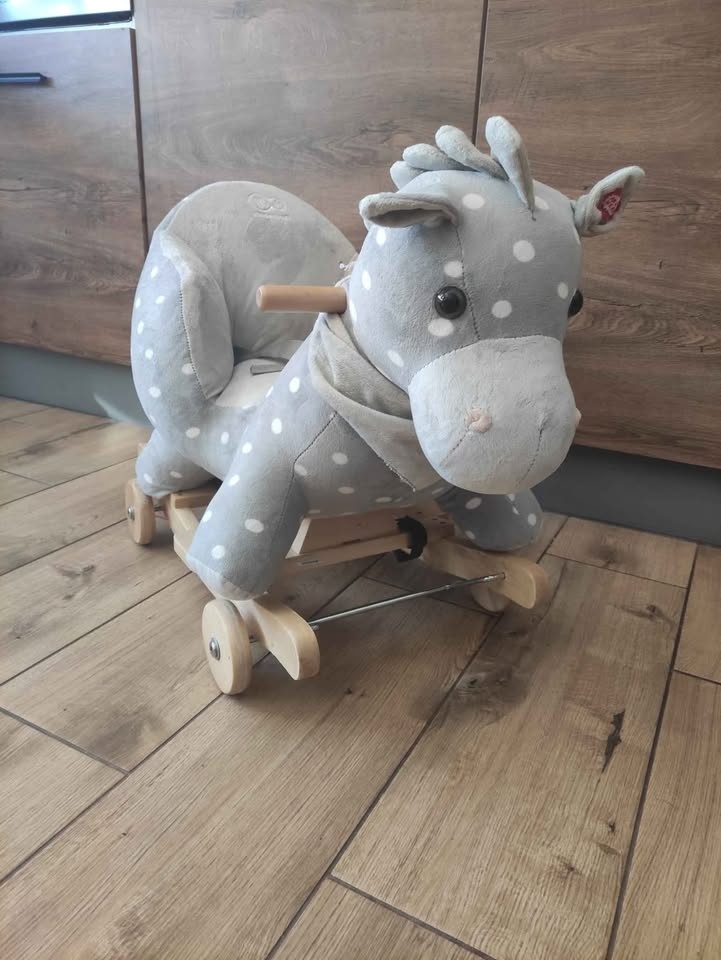 Houpací, odrážecí kůň Kinderkraft