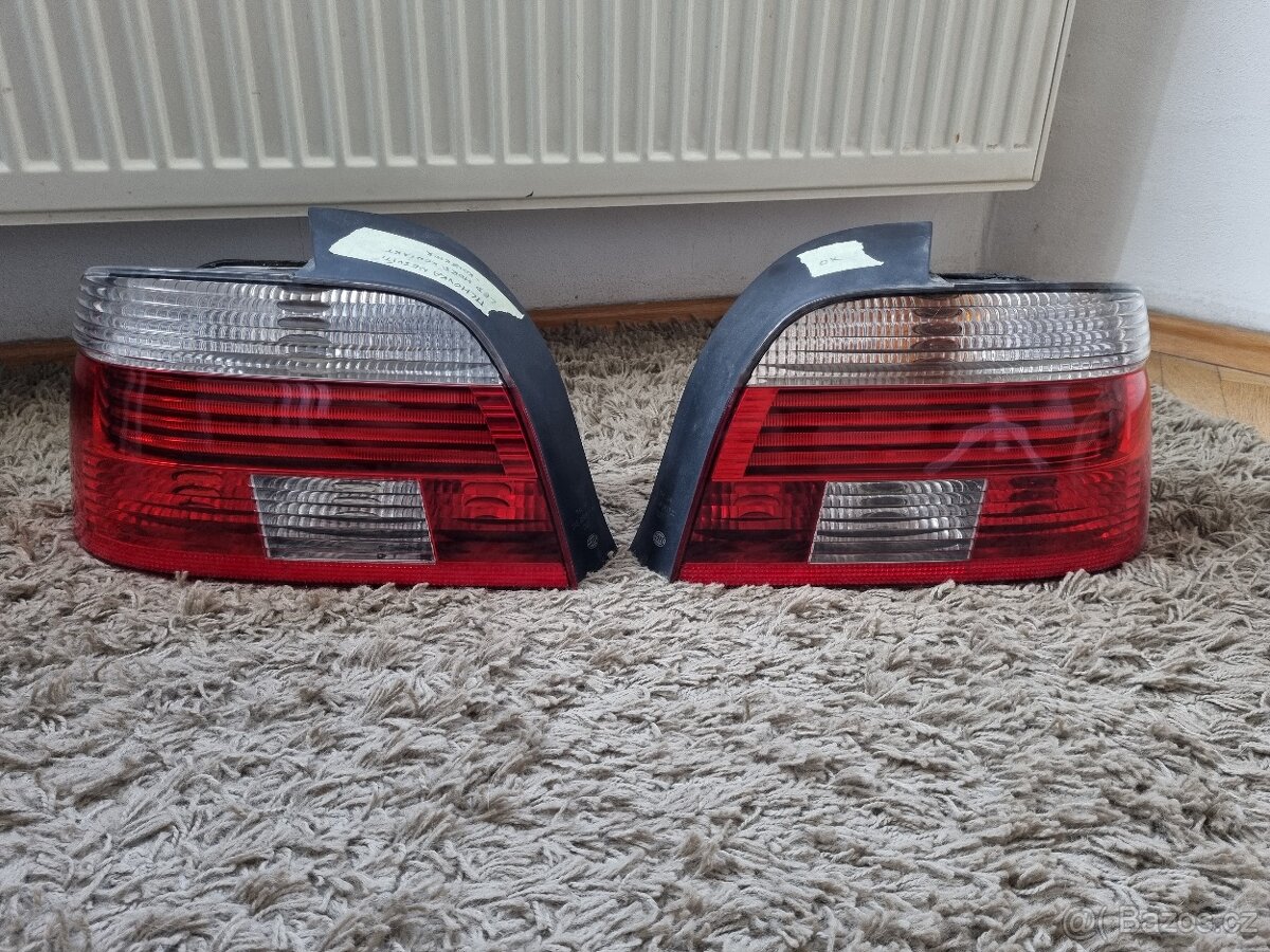 BMW E39 USA zadní facelift světla sedan