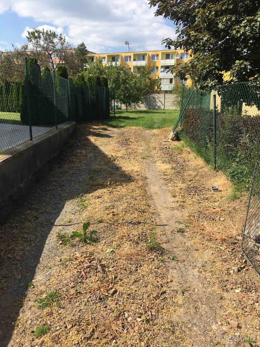 Stavební pozemek v Rajhradé