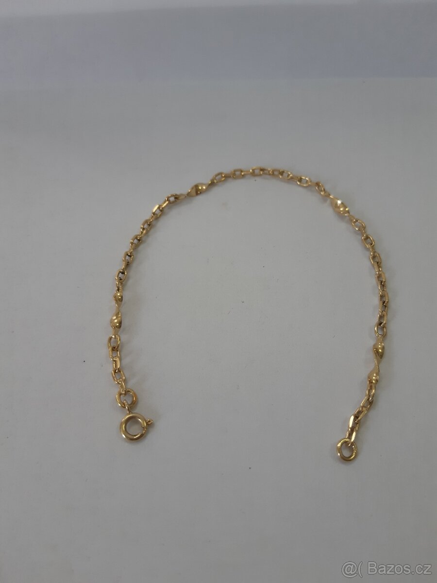 Zlatý náramek