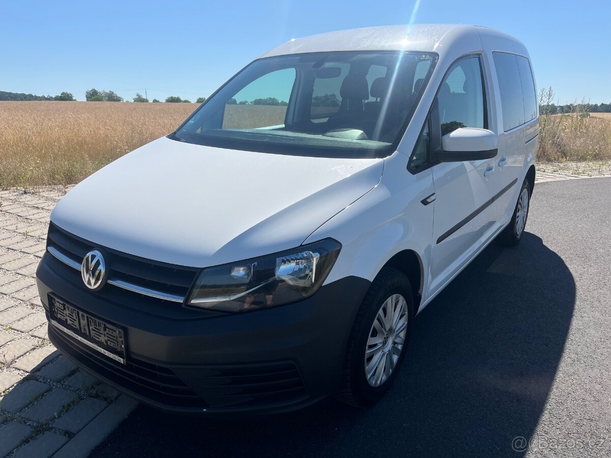 Volkswagen Caddy LIFE 1.2 TSI 7 míst 2x šoupačky tažné