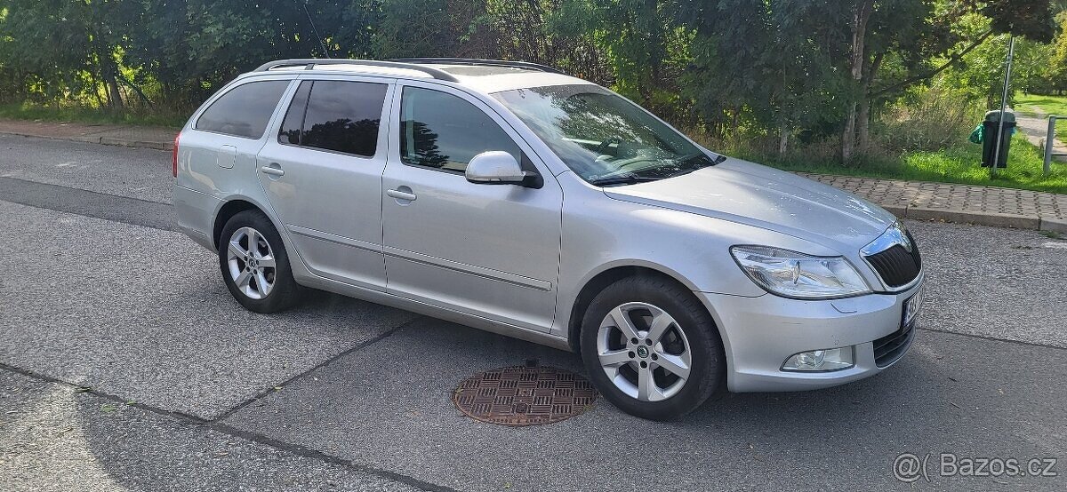 Škoda Octavia combi 1.9TDI 77kW Elegance Plus Facelif-CZ-TOP