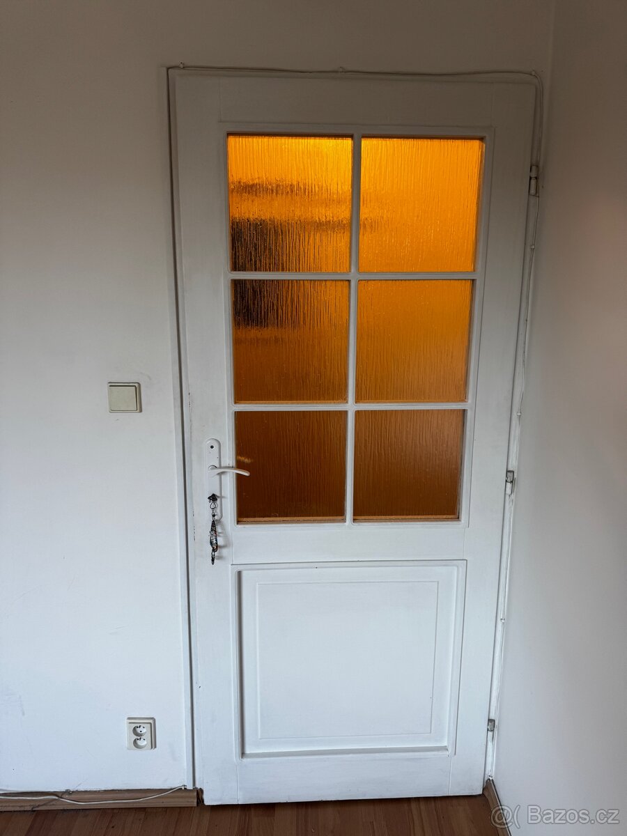 Interiérové dveře bílé prosklené