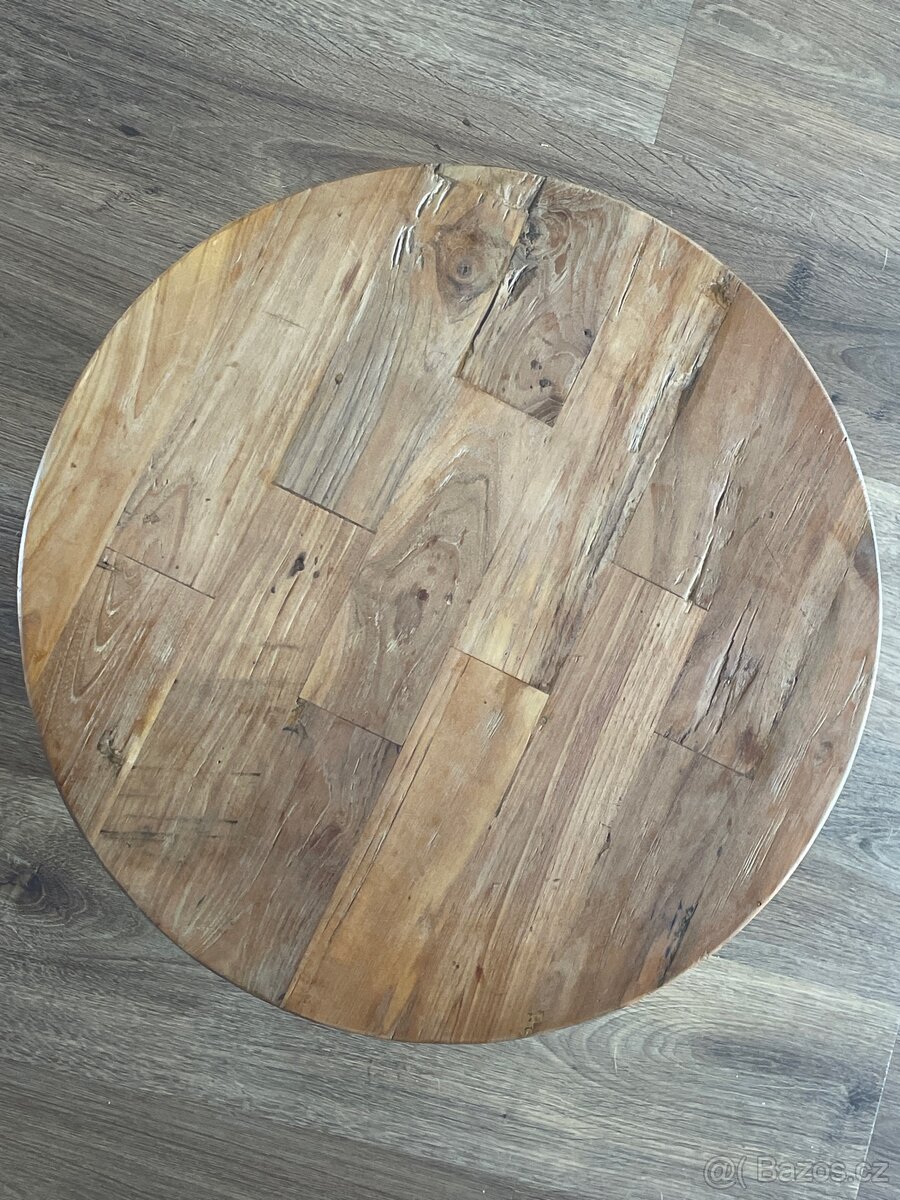 Designový konferenční stolek – masivní dřevo a kov