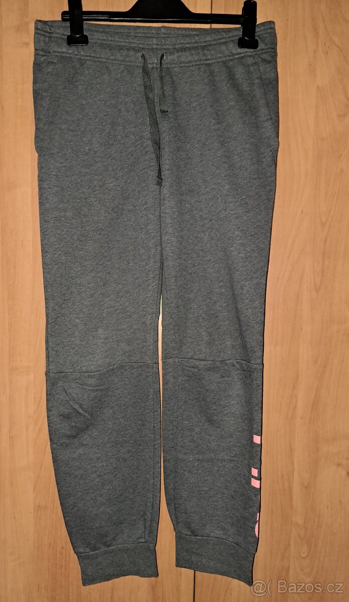 Dámské/dívčí šedé TEPLÁKY Adidas 38/40