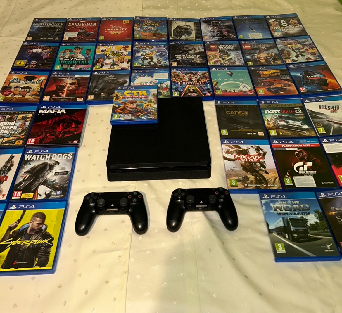 Herní konzole ps4 , playstation 4