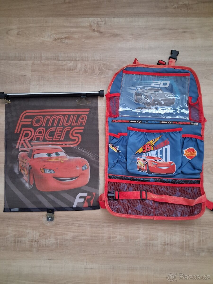 Prodám pěkný kapsář do auta a stínítko