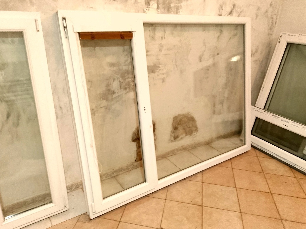 Okno 208 x 156 cm, doprava