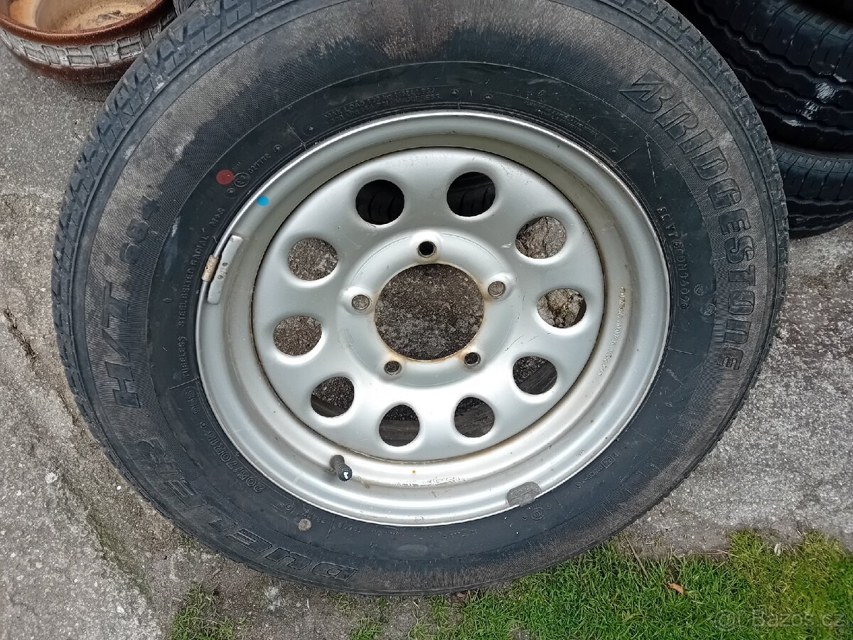 Prodám Sadu plechových disku Suzuki Jimmy