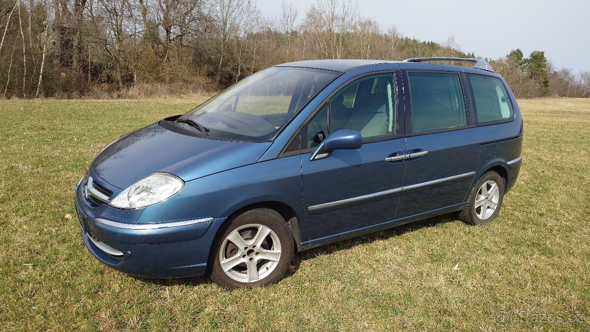 Citroën C8 2,0 100 kw HDI 16V,  7 míst + kola