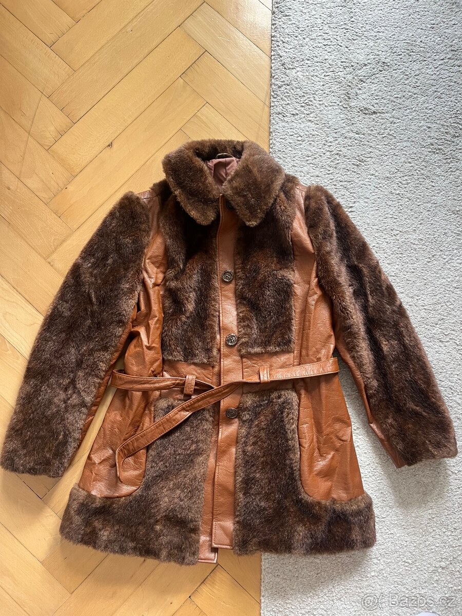 Vintage kabát pravá kožešina S-M