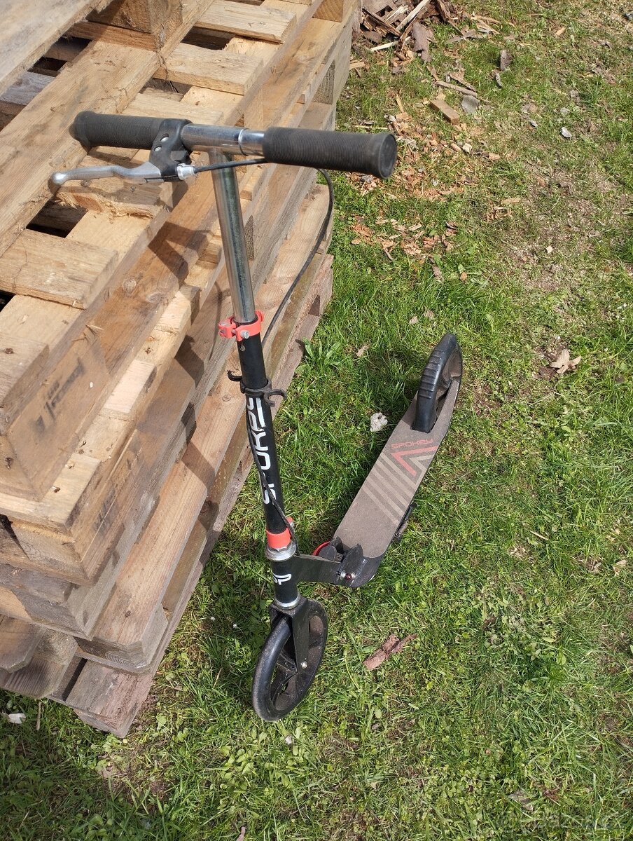Koloběžka Spokey černá