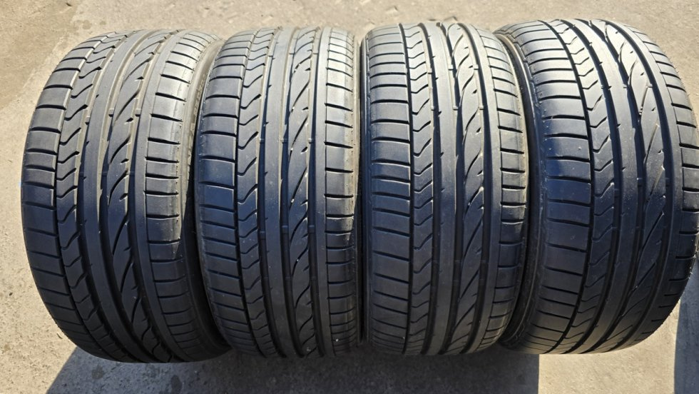 Letní pneu 215/40/17 Bridgestone