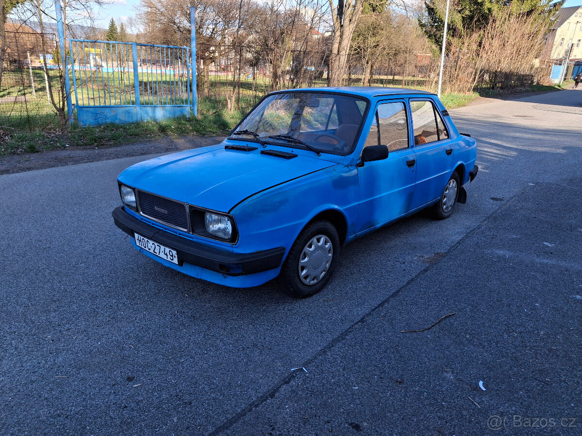 ŠKODA 105 L 1982