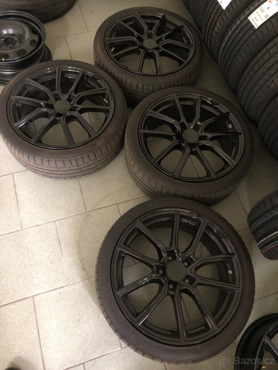 ALU kola 5x112 R18 AEZ
