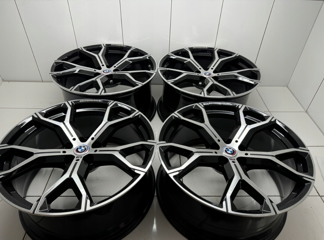 Originální alu kola BMW Stylimg 741M X5 G05 X6 G06 R21