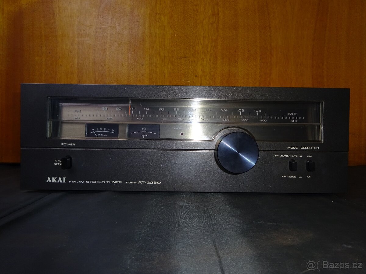 stereo tuner AKAI AT-2250