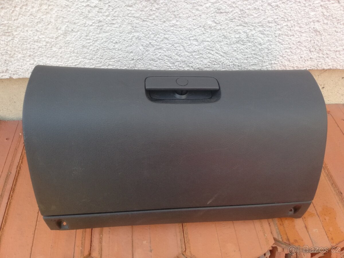 Škoda Octavia 1 kastlik