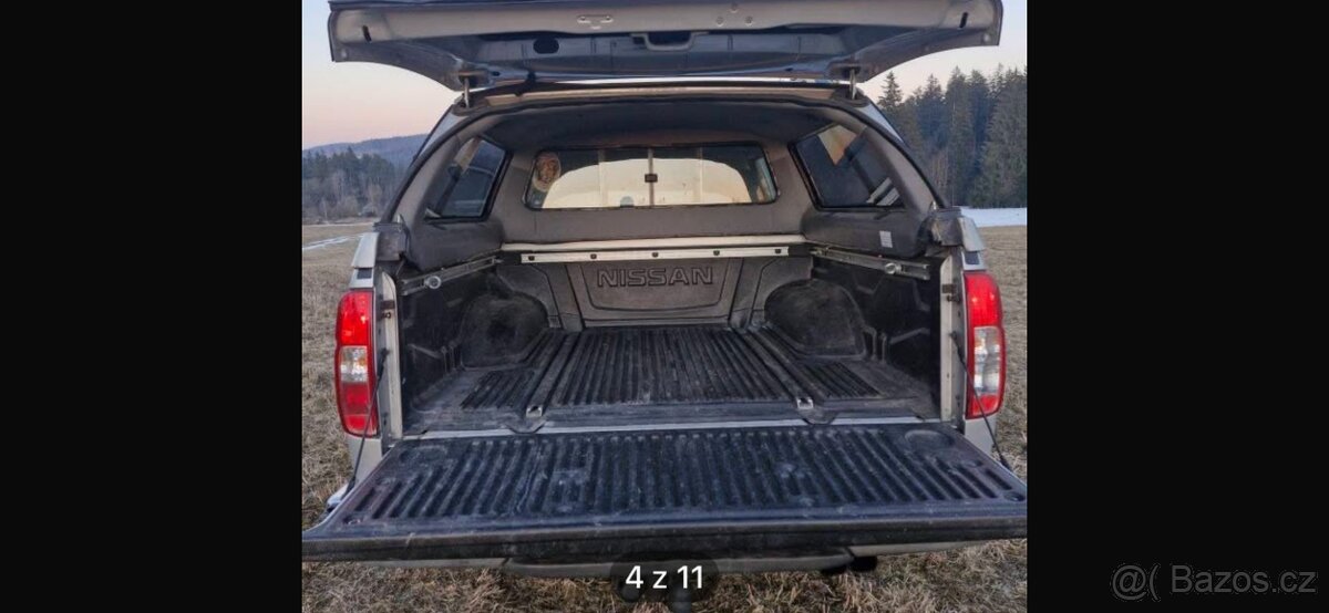 Navara D40