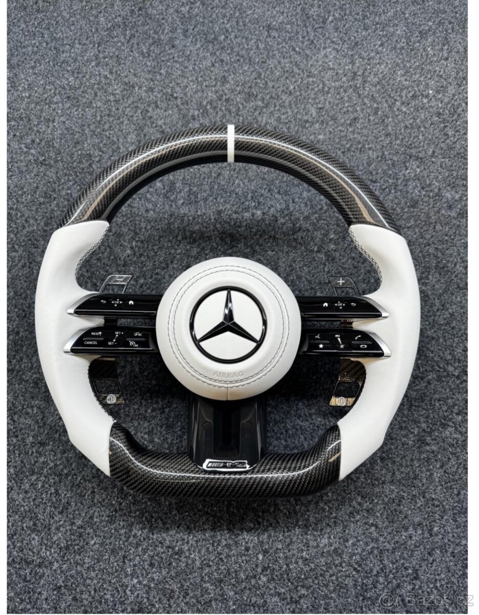 Mercedes Benz Volant