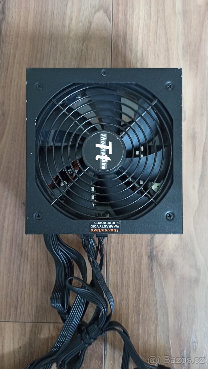 Počítačový zdroj 530w Thermaltake Smart SE530W (PC zdroj)