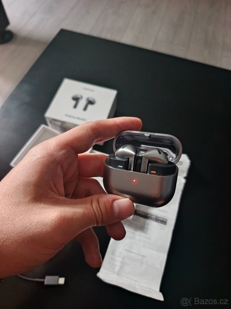 Samsung Galaxy Buds 3