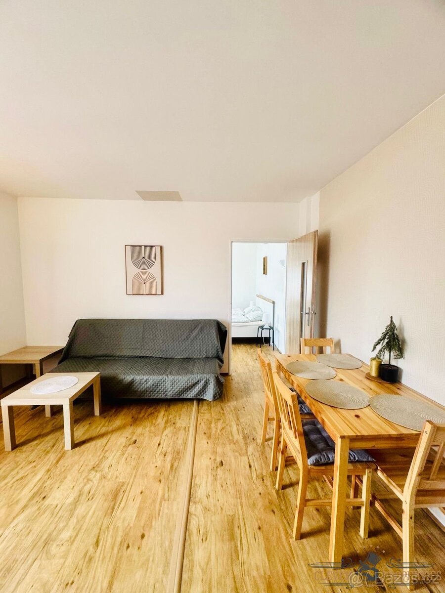 Pronájem bytu 1+kk 32 m2, Choustníkovo Hradiště, ev.č. 00836