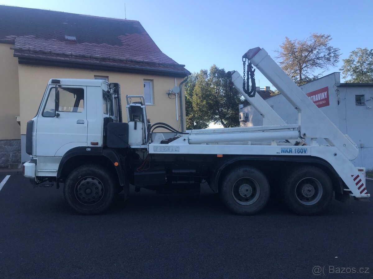 LIAZ 29.33 ramenový nosič kontejnerů