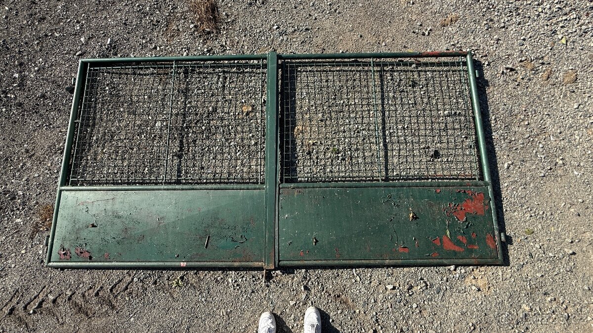 Kovová branka 1,5 x 3 m