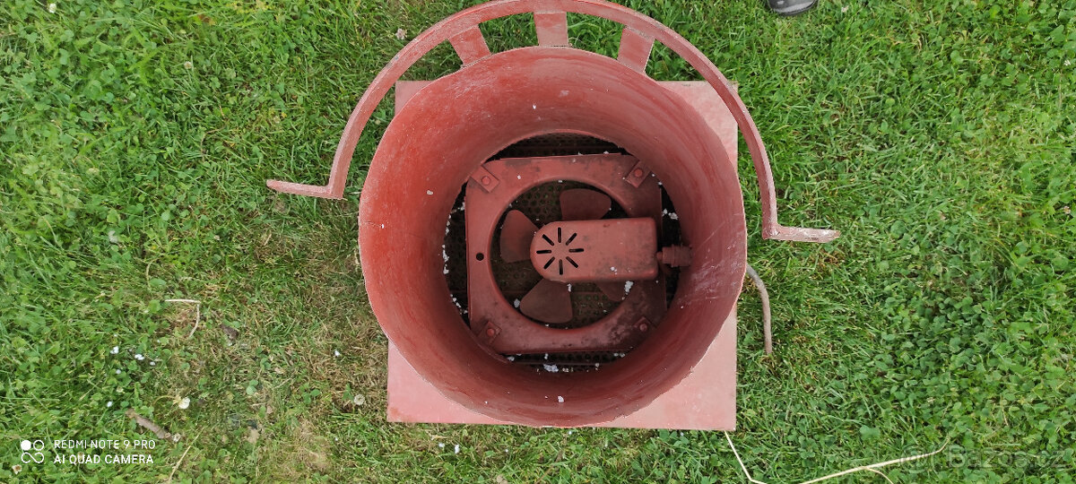 Ventilátor průmyslový průměr 32 cm