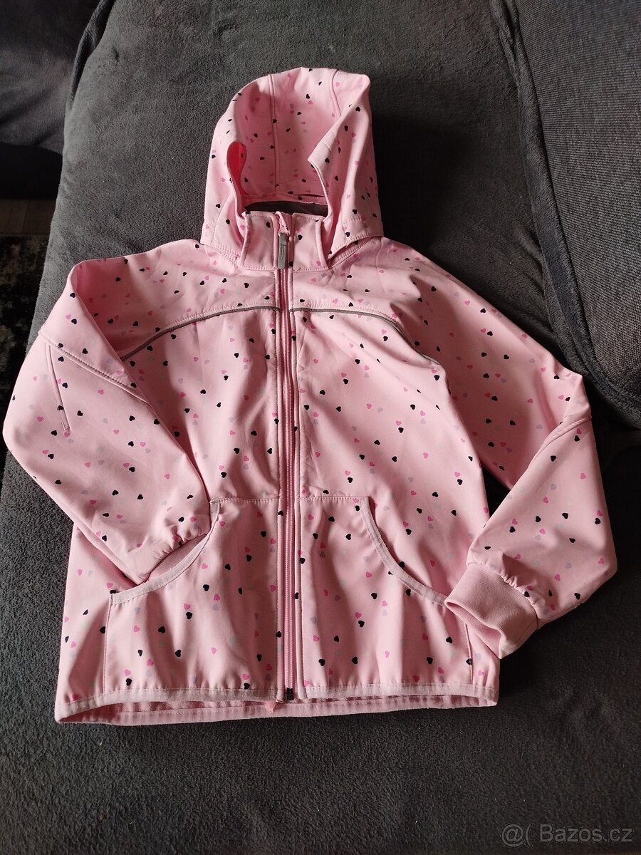 Dívčí softshellová bunda vel. 134