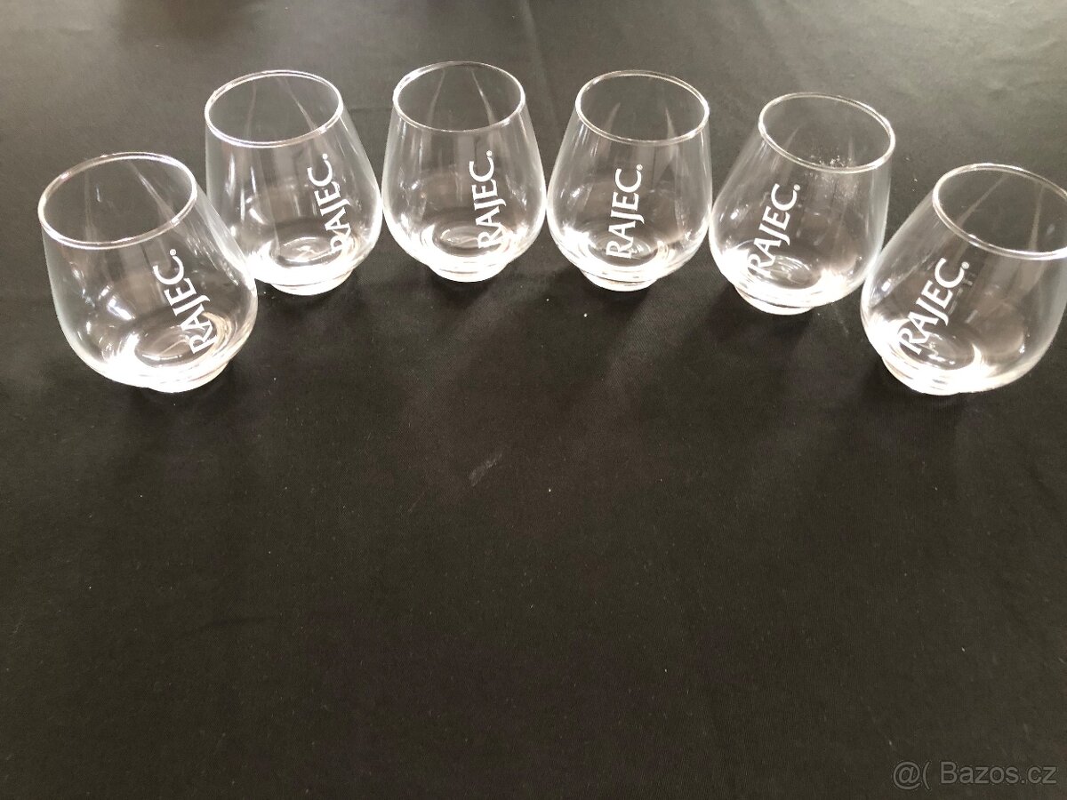 Krásné skleničky 0,2l Rajec nové