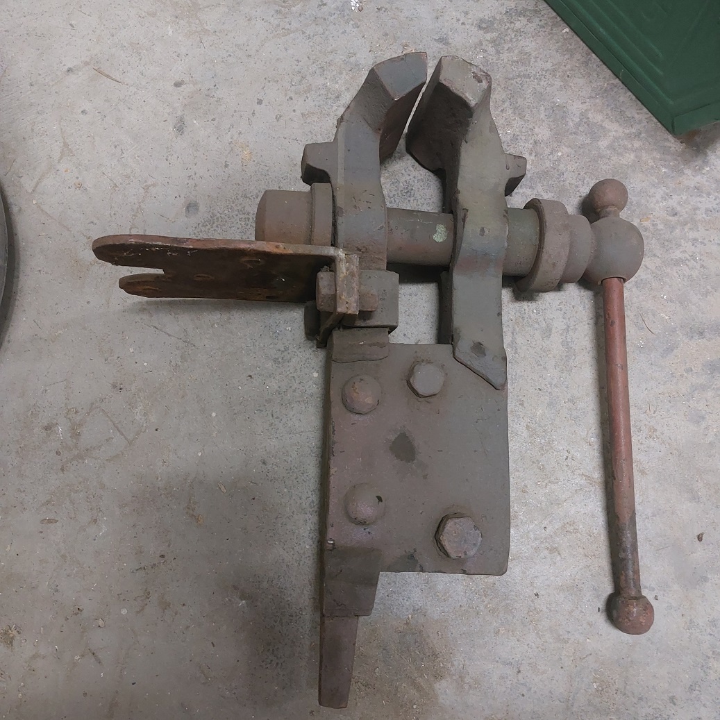 Kovářský svěrák