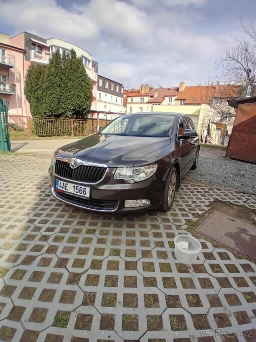 Škoda SuperB