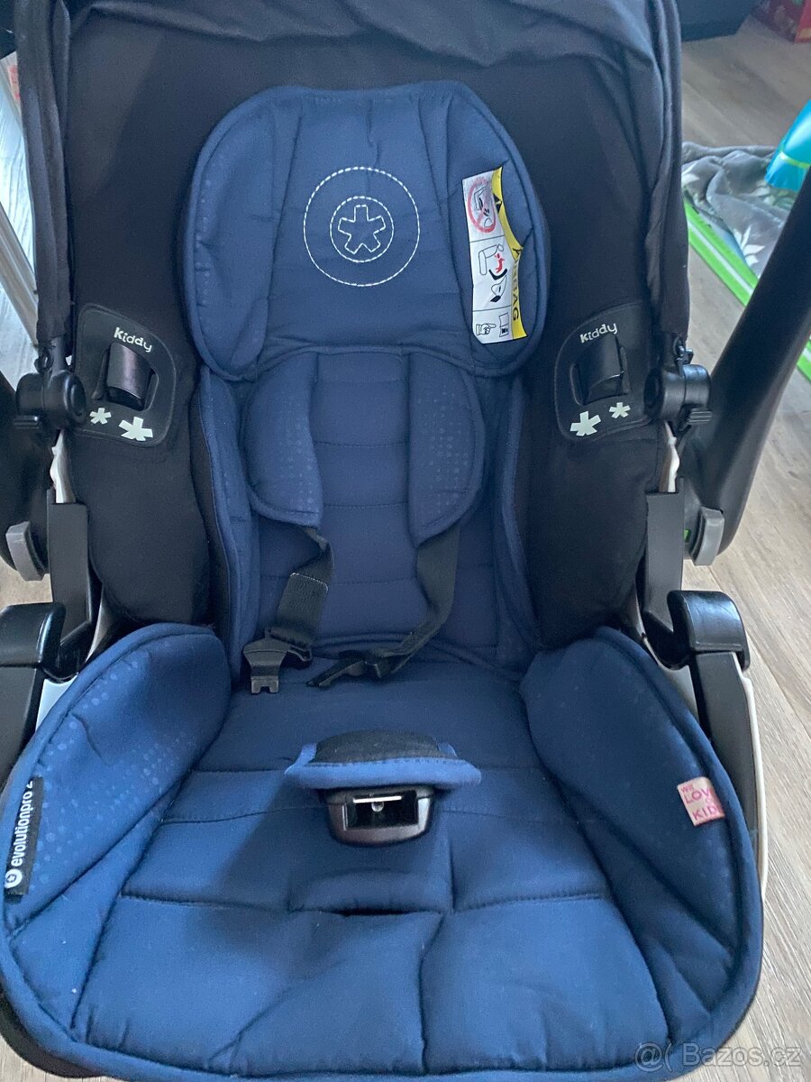 Vajíčko Kiddy a adaptéry na kočárek