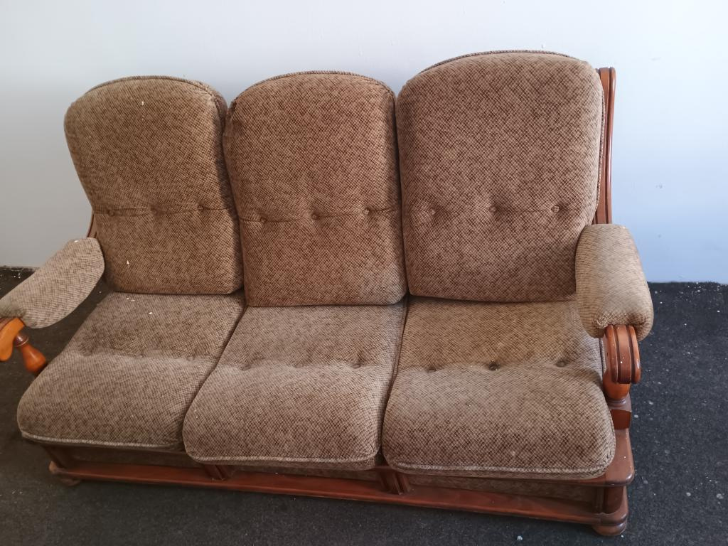 Rozkládací gauč + 2 křesla