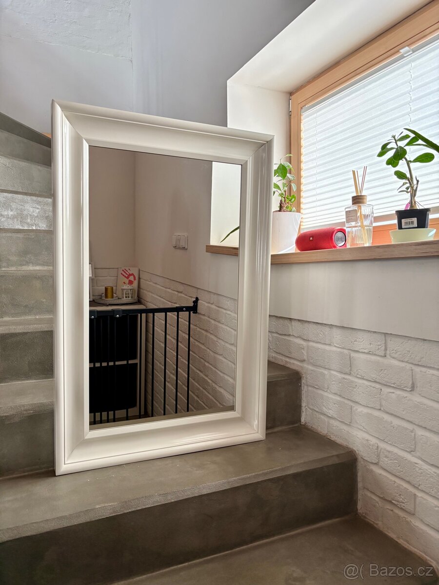 Zrcadlo IKEA HEMNES