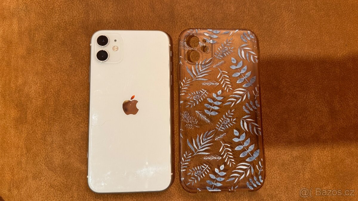 IPhone 11 64GB bily, pěkný stav