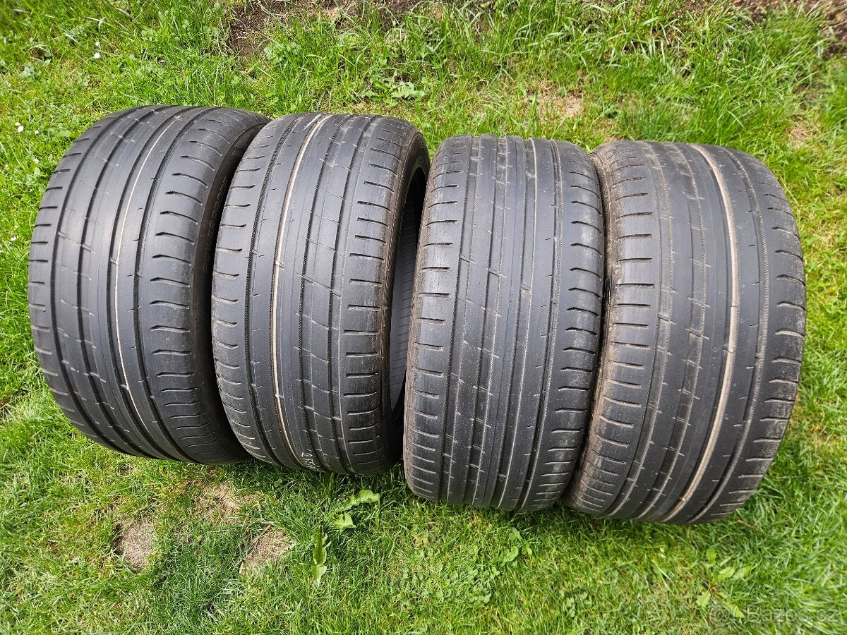 pneu Nokian 255/45/18