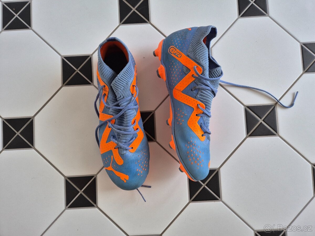 Prodám kopačky puma - velikost 38
