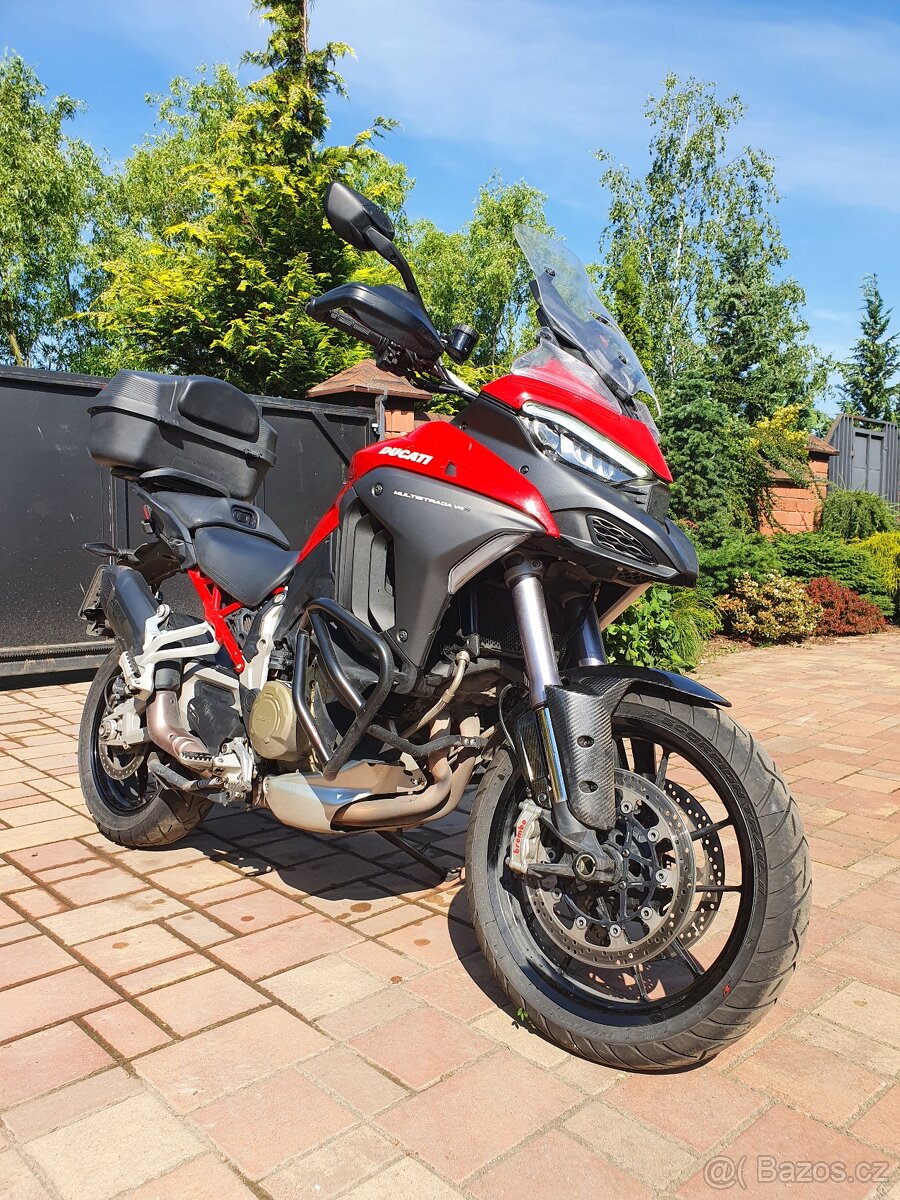Pronájem Ducati Multistrada V4S Full Travel & Radar