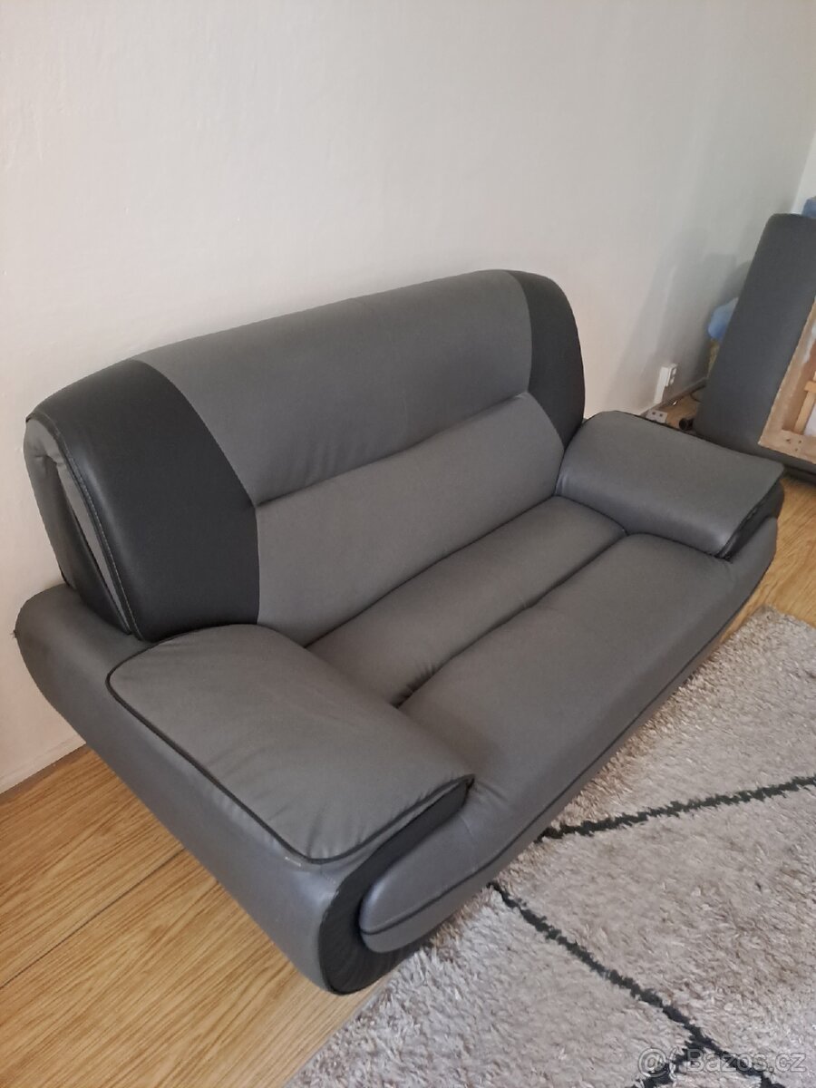 Sedačka 3+2 eko kůže