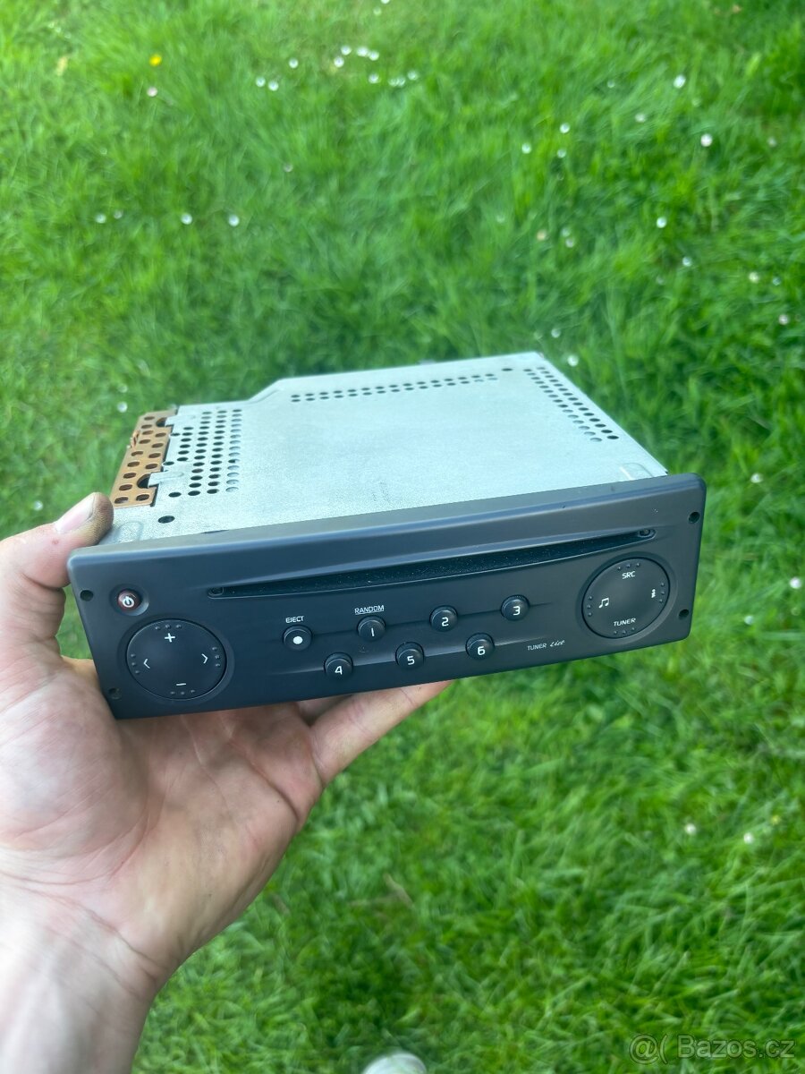 Originální rádio Renault Clio 2 s kódem